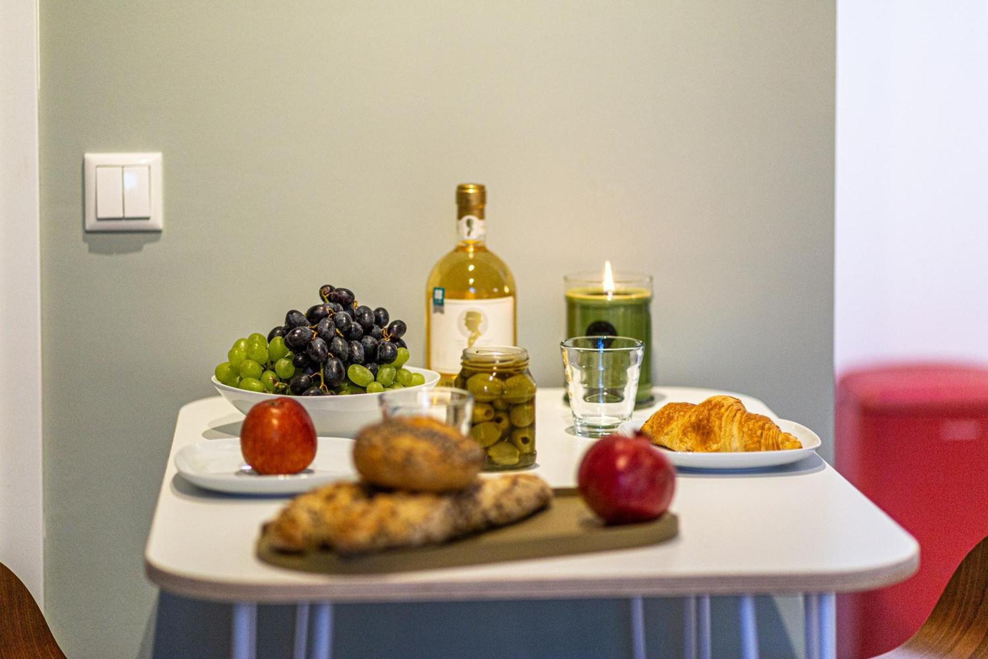 Have-A-Nice-Stay - Souterrain, Kino An Der Natur, U-Bahn Nach Hamburg 400M - Baecker & Restaurants 500M - Lidl 800M - Zentrum 1,5Km أرينسبورغ المظهر الخارجي الصورة